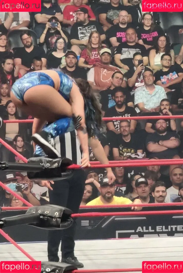 Skye Blue / Skye Dolecki / SkyeBluewrestling / Skyebyee / skye_dolecki / skyeblue_wrestling Onlyfans Photo Gallery 