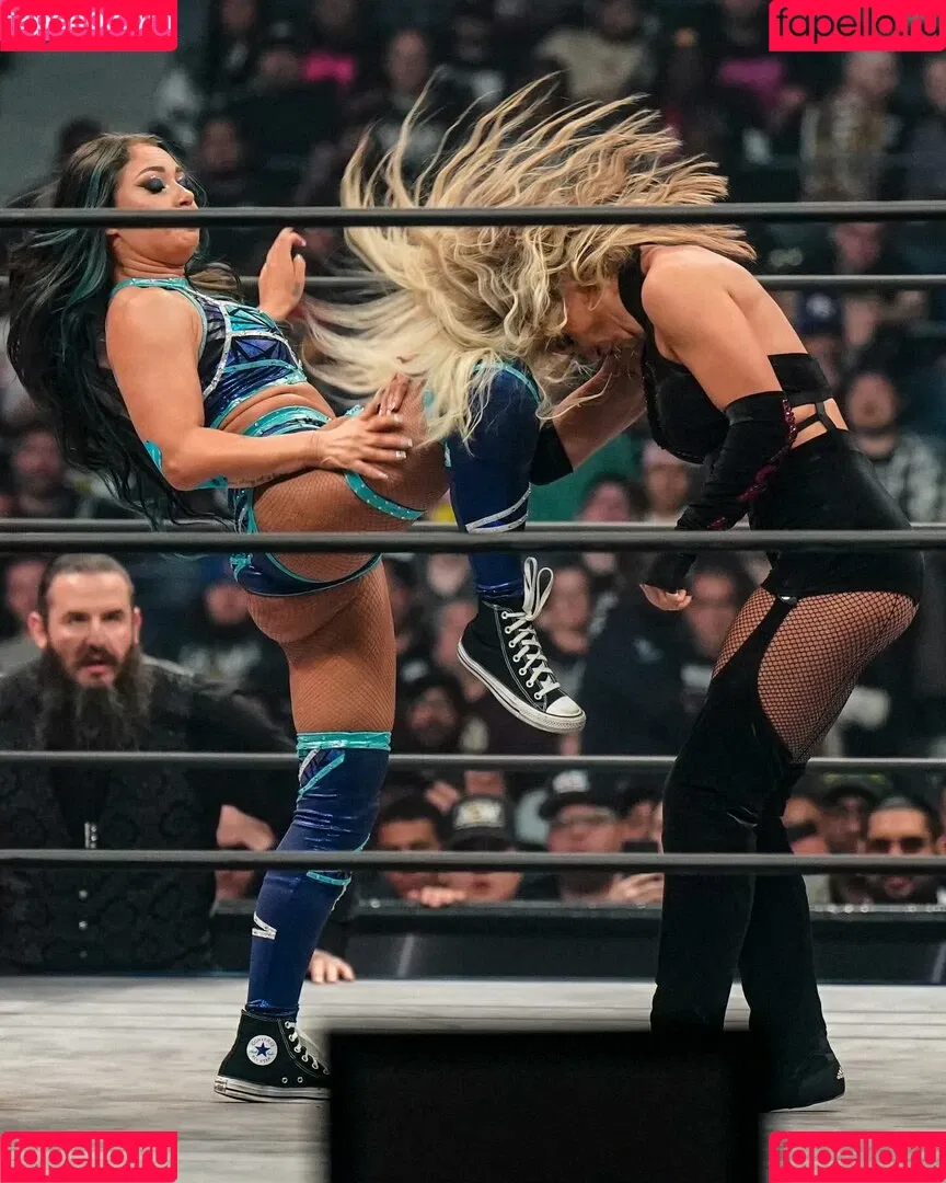 Skye Blue / Skye Dolecki / SkyeBluewrestling / Skyebyee / skye_dolecki / skyeblue_wrestling Onlyfans Photo Gallery 