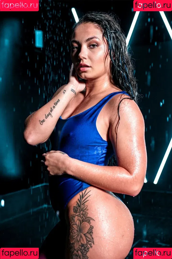 Skye Blue / Skye Dolecki / SkyeBluewrestling / Skyebyee / skye_dolecki / skyeblue_wrestling Onlyfans Photo Gallery 