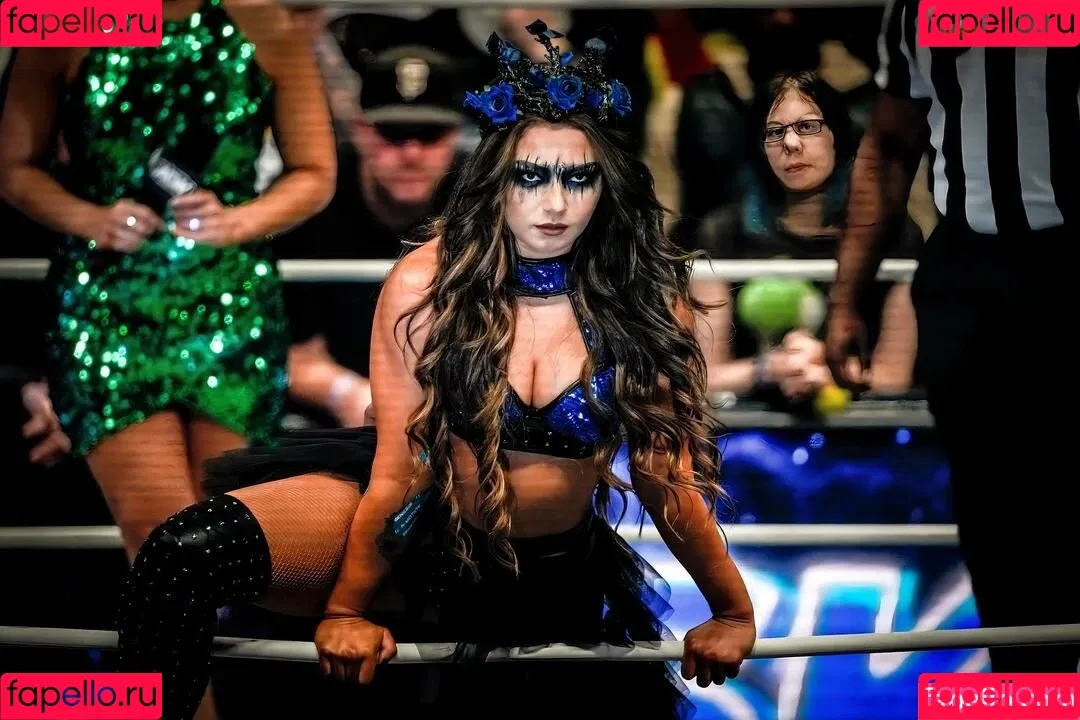 Skye Blue / Skye Dolecki / SkyeBluewrestling / Skyebyee / skye_dolecki / skyeblue_wrestling Onlyfans Photo Gallery 