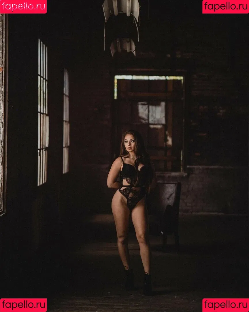 Skye Blue / Skye Dolecki / SkyeBluewrestling / Skyebyee / skye_dolecki / skyeblue_wrestling Onlyfans Photo Gallery 