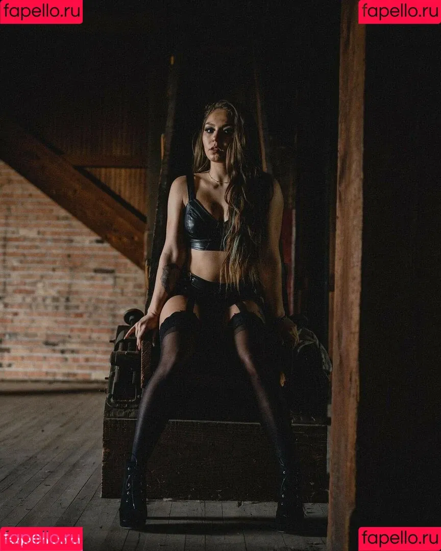 Skye Blue / Skye Dolecki / SkyeBluewrestling / Skyebyee / skye_dolecki / skyeblue_wrestling Onlyfans Photo Gallery 