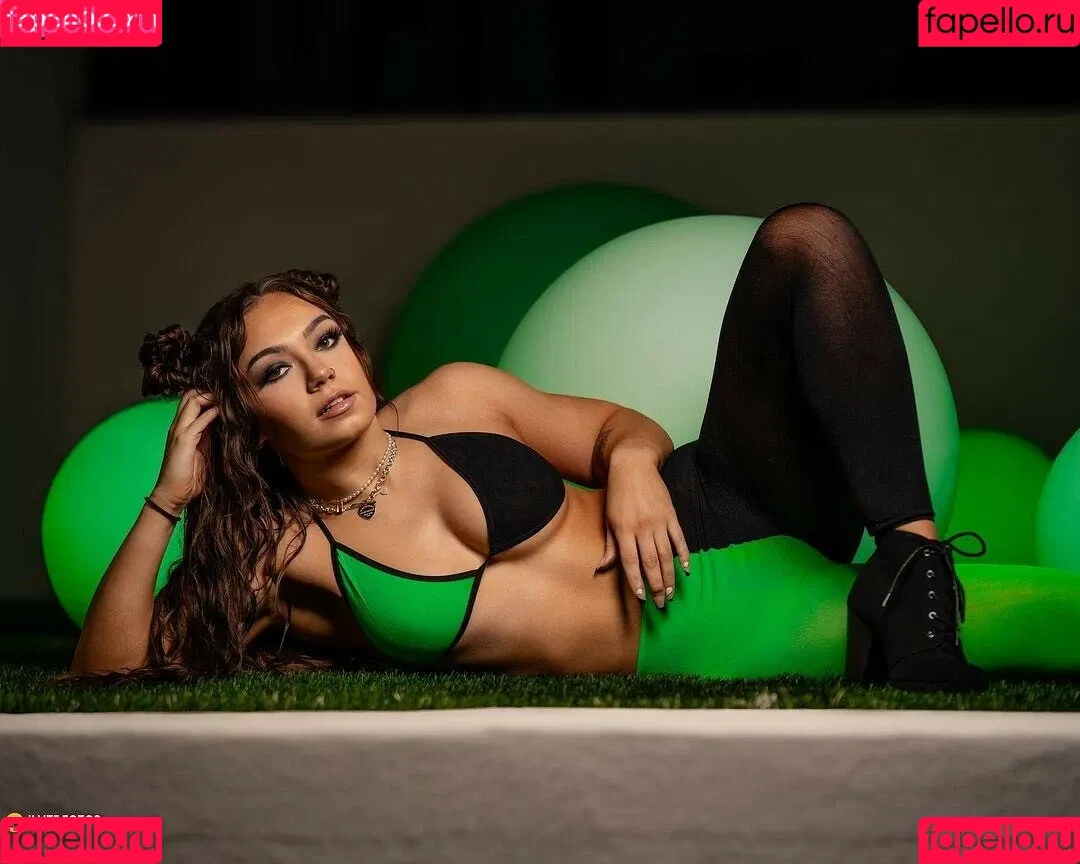 Skye Blue / Skye Dolecki / SkyeBluewrestling / Skyebyee / skye_dolecki / skyeblue_wrestling Onlyfans Photo Gallery 