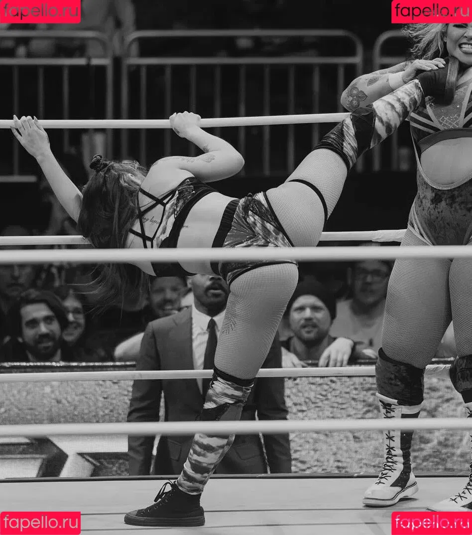 Skye Blue / Skye Dolecki / SkyeBluewrestling / Skyebyee / skye_dolecki / skyeblue_wrestling Onlyfans Photo Gallery 