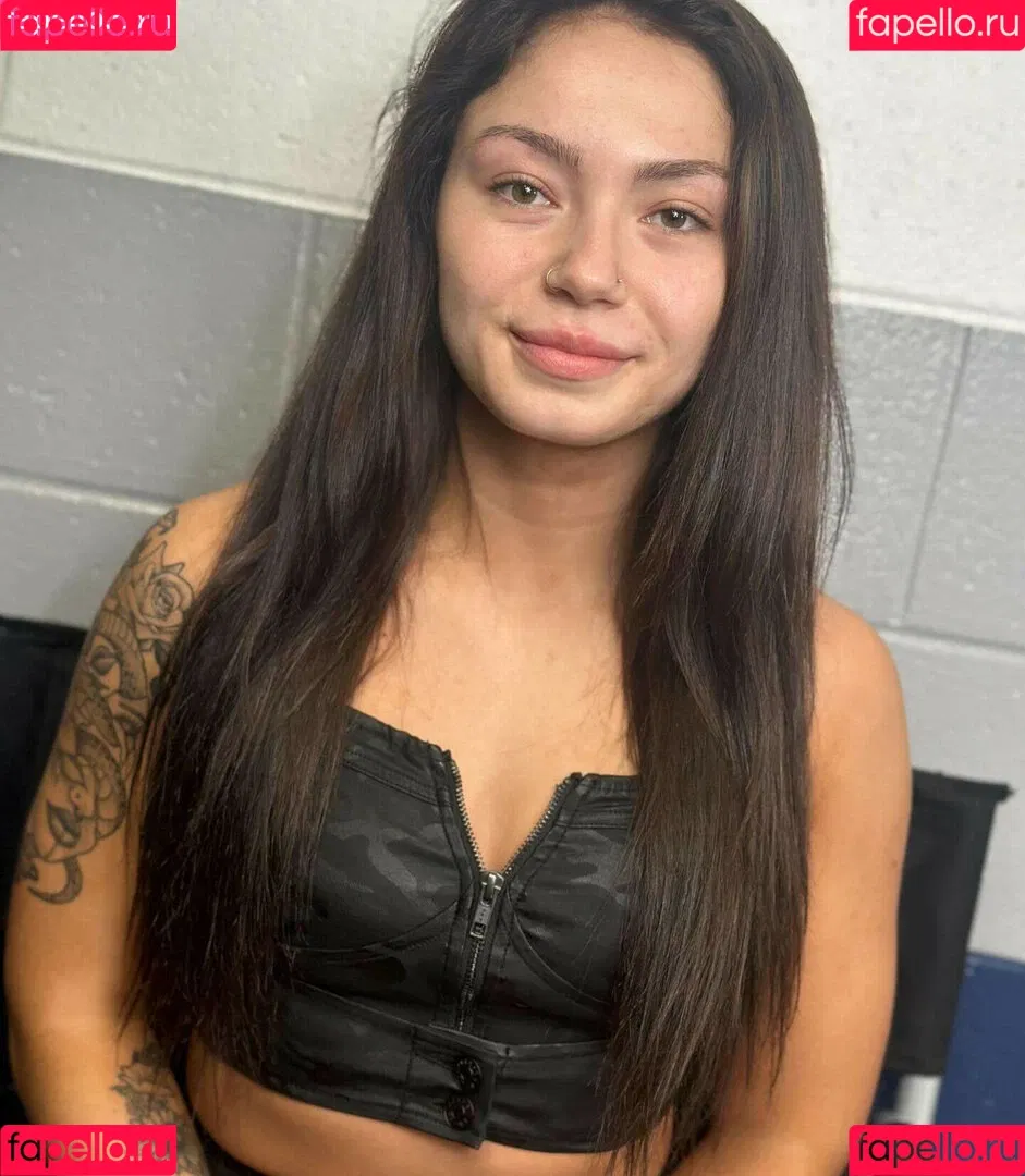 Skye Blue / Skye Dolecki / SkyeBluewrestling / Skyebyee / skye_dolecki / skyeblue_wrestling Onlyfans Photo Gallery 