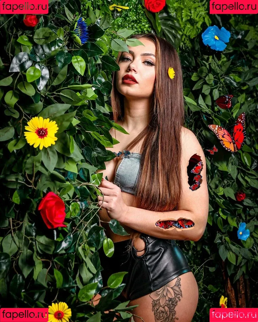 Skye Blue / Skye Dolecki / SkyeBluewrestling / Skyebyee / skye_dolecki / skyeblue_wrestling Onlyfans Photo Gallery 