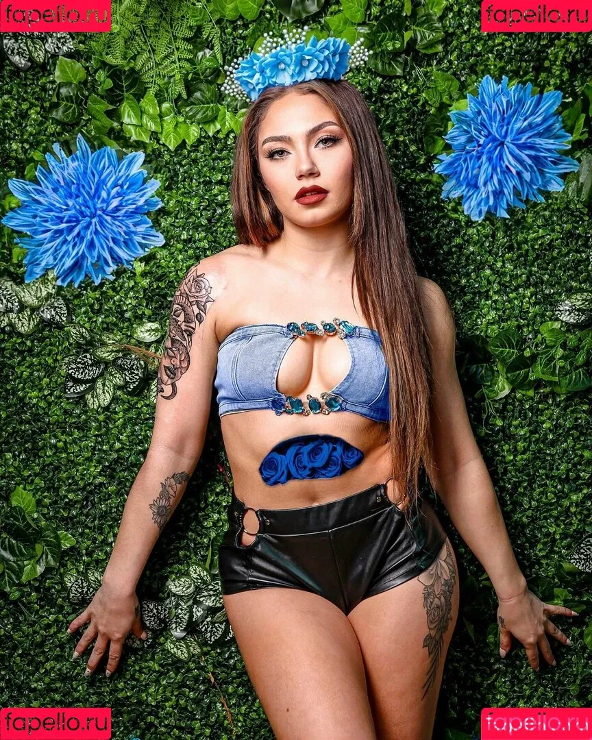 Skye Blue / Skye Dolecki / SkyeBluewrestling / Skyebyee / skye_dolecki / skyeblue_wrestling Onlyfans Photo Gallery 