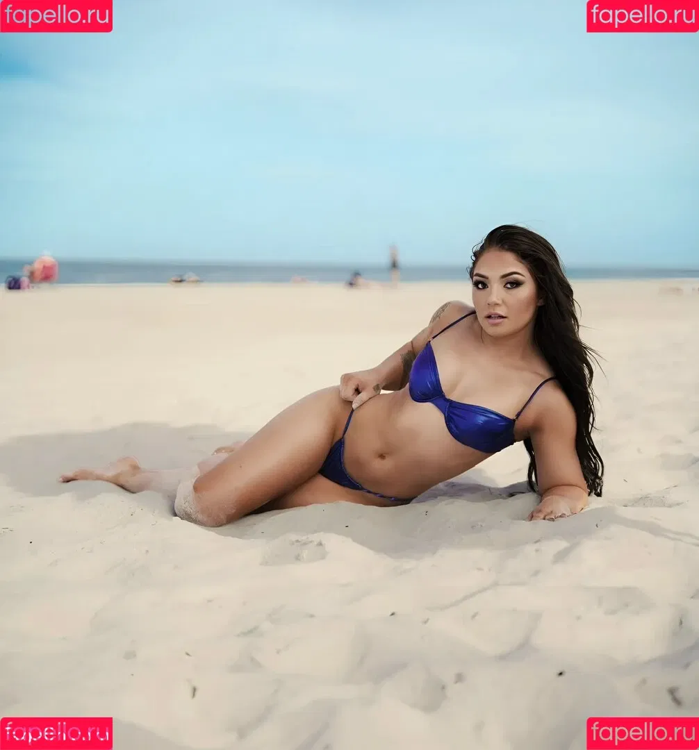 Skye Blue / Skye Dolecki / SkyeBluewrestling / Skyebyee / skye_dolecki / skyeblue_wrestling Onlyfans Photo Gallery 