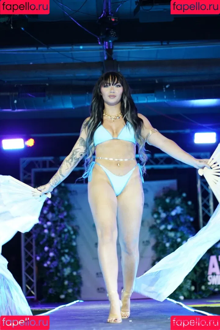 Skye Blue / Skye Dolecki / SkyeBluewrestling / Skyebyee / skye_dolecki / skyeblue_wrestling Onlyfans Photo Gallery 