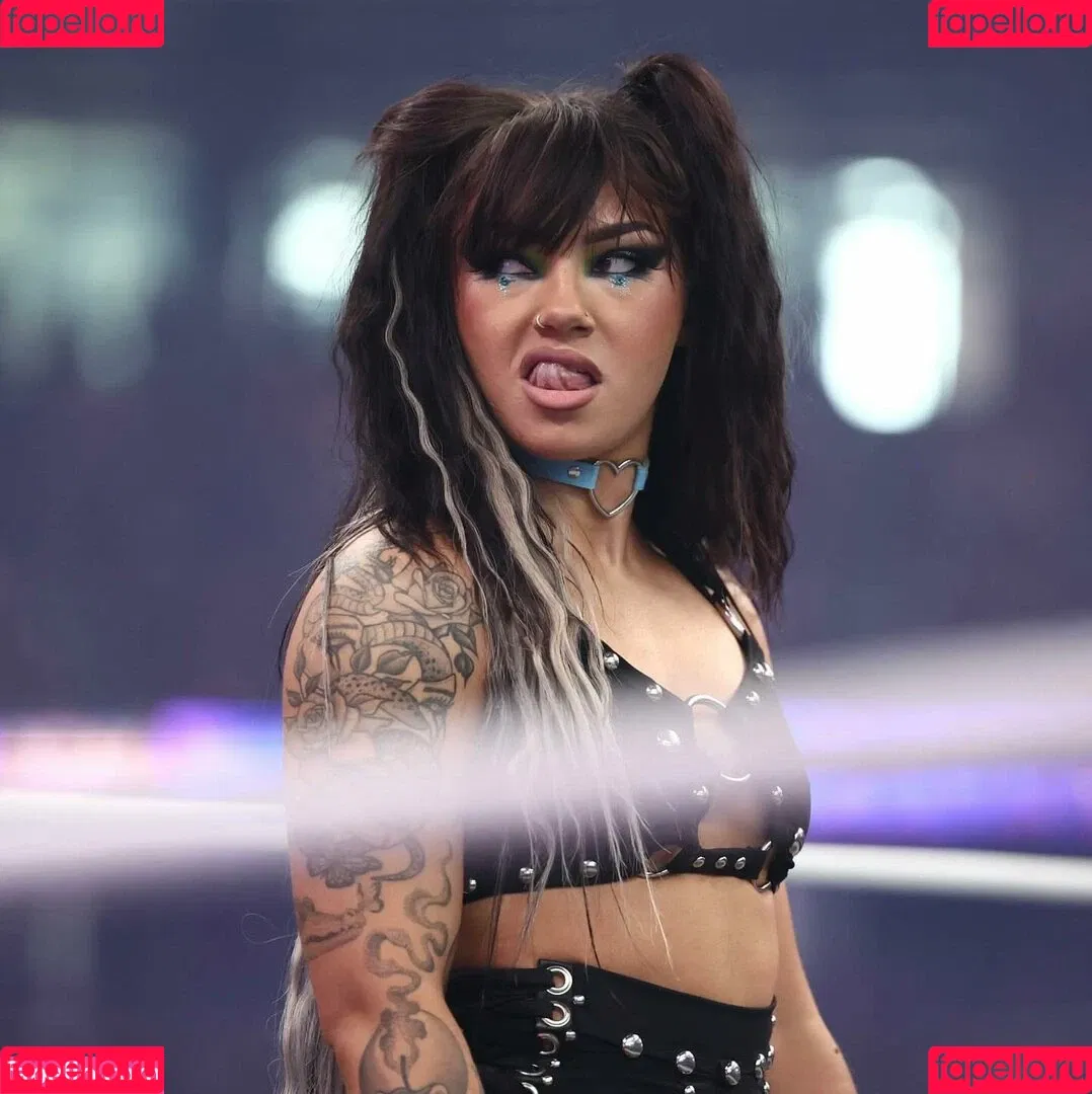 Skye Blue / Skye Dolecki / SkyeBluewrestling / Skyebyee / skye_dolecki / skyeblue_wrestling Onlyfans Photo Gallery 