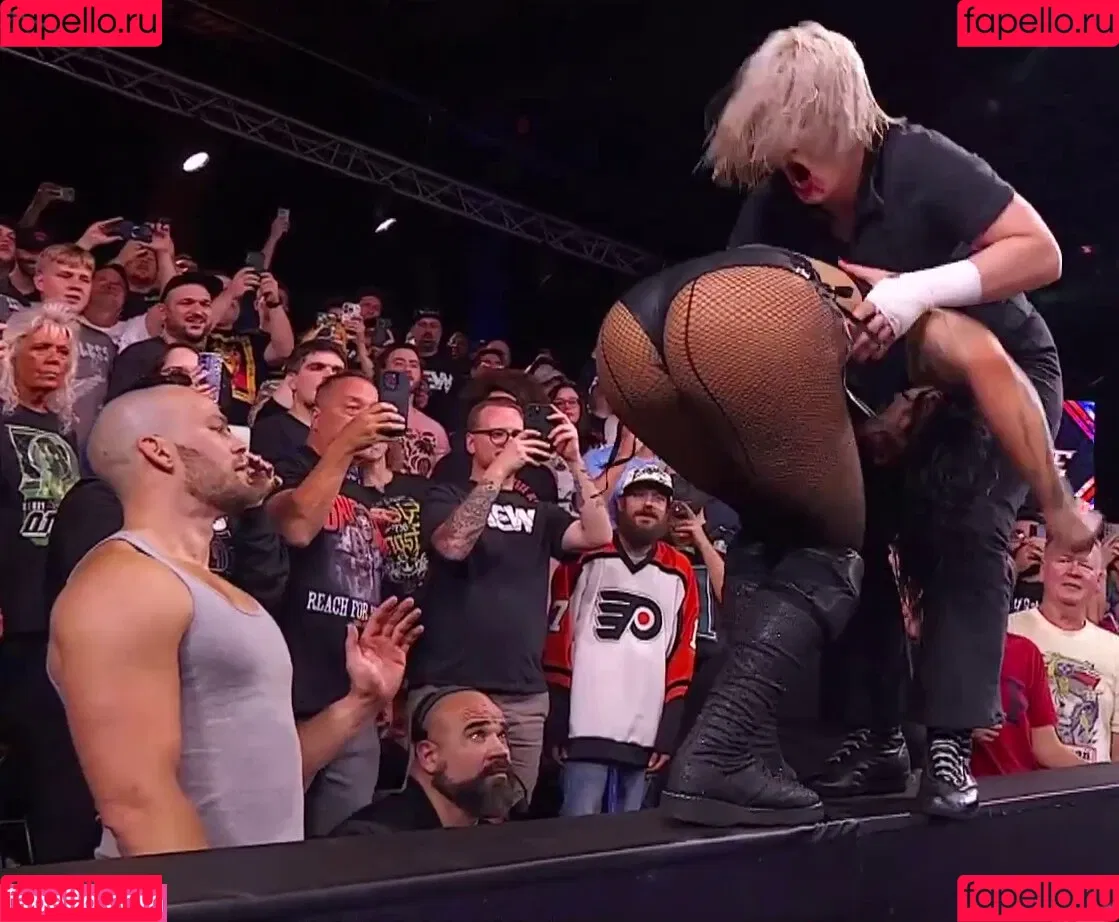 Skye Blue / Skye Dolecki / SkyeBluewrestling / Skyebyee / skye_dolecki / skyeblue_wrestling Onlyfans Photo Gallery 
