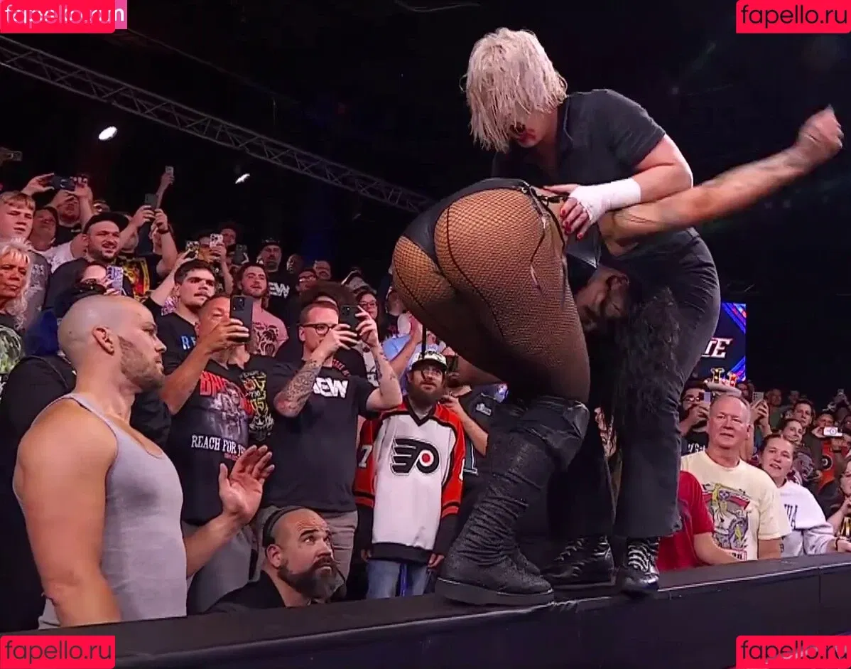 Skye Blue / Skye Dolecki / SkyeBluewrestling / Skyebyee / skye_dolecki / skyeblue_wrestling Onlyfans Photo Gallery 