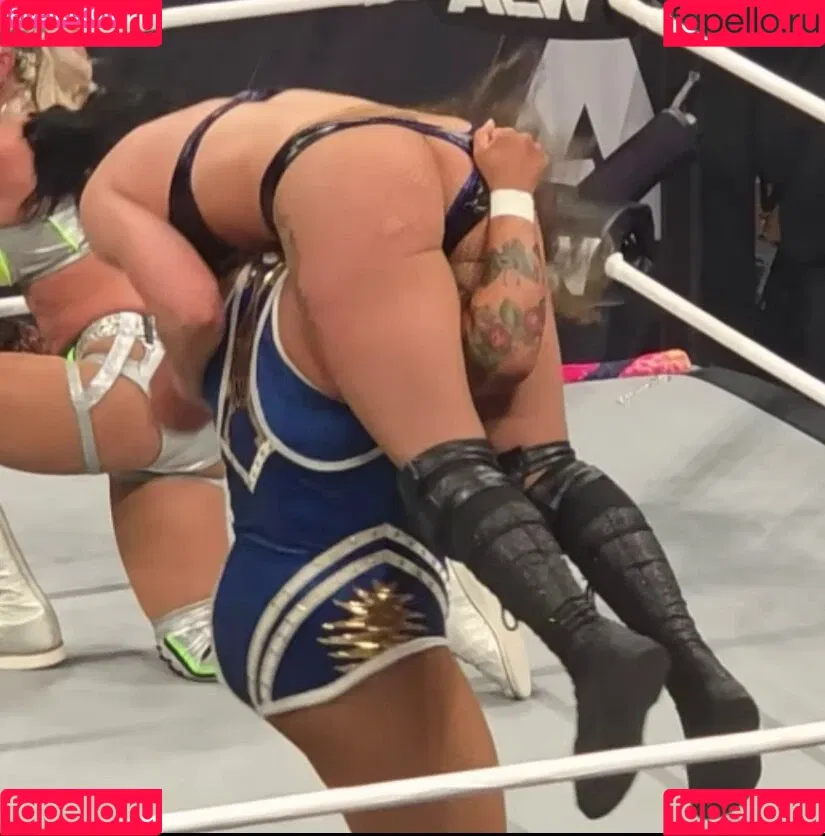 Skye Blue / Skye Dolecki / SkyeBluewrestling / Skyebyee / skye_dolecki / skyeblue_wrestling Onlyfans Photo Gallery 