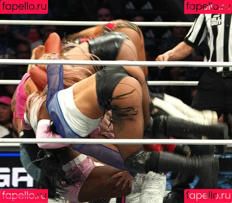 Skye Blue / Skye Dolecki / SkyeBluewrestling / Skyebyee / skye_dolecki / skyeblue_wrestling Onlyfans Photo Gallery 