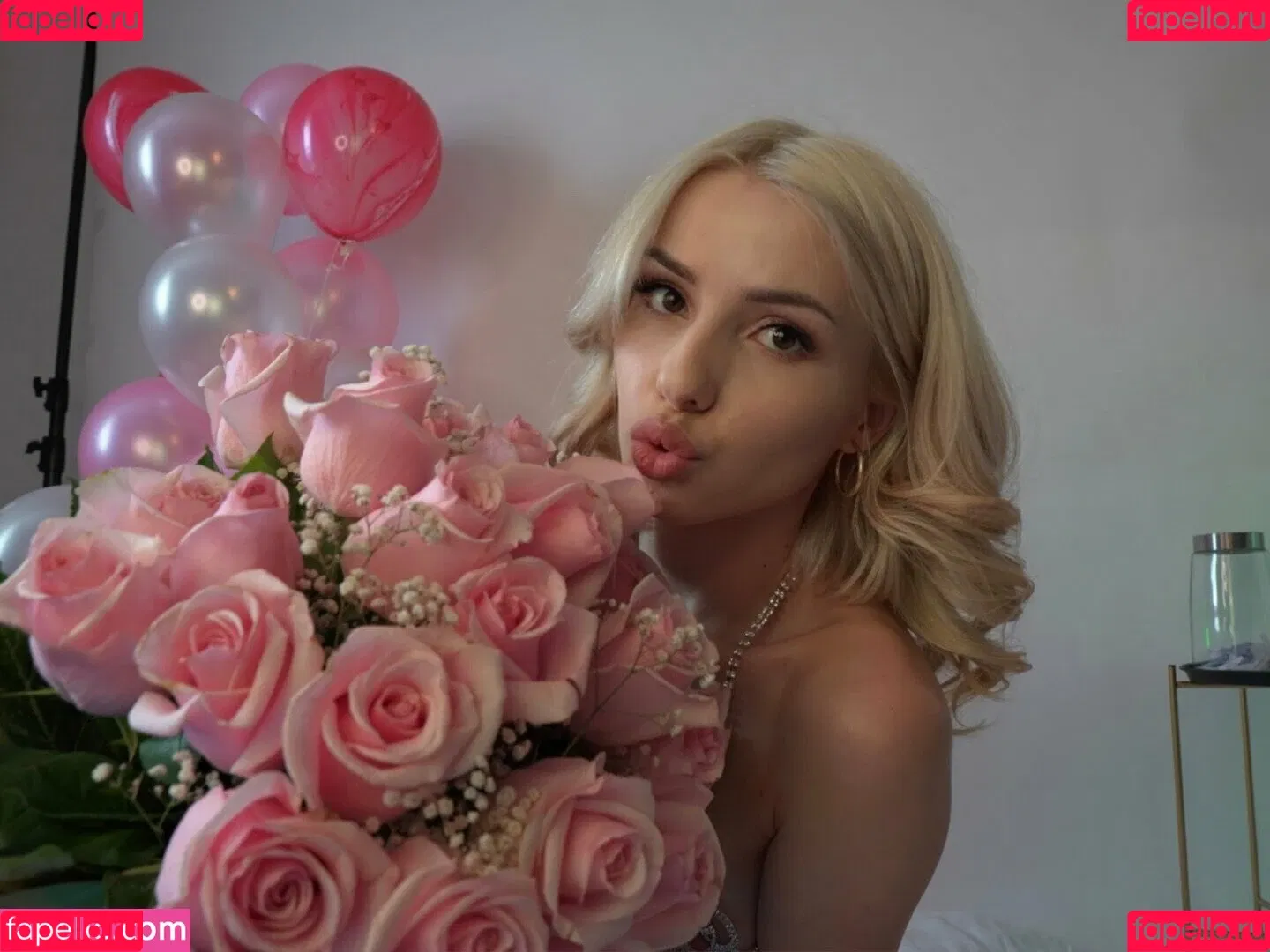 Bee.elina / Elibee / Elina / Elina_bee20 / elinabee Onlyfans Photo Gallery 