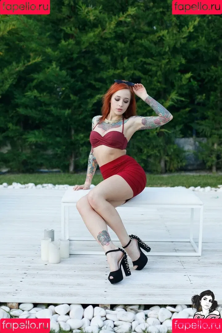 Janesinner / Yanasinner Onlyfans Photo Gallery 