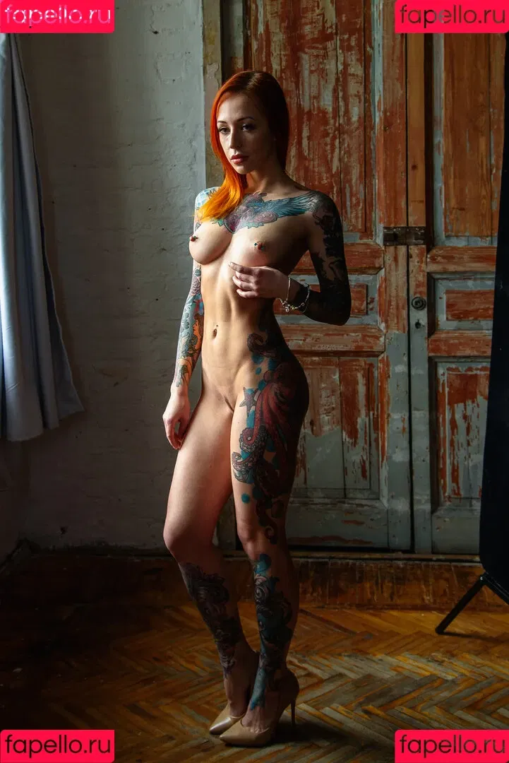 Janesinner / Yanasinner Onlyfans Photo Gallery 