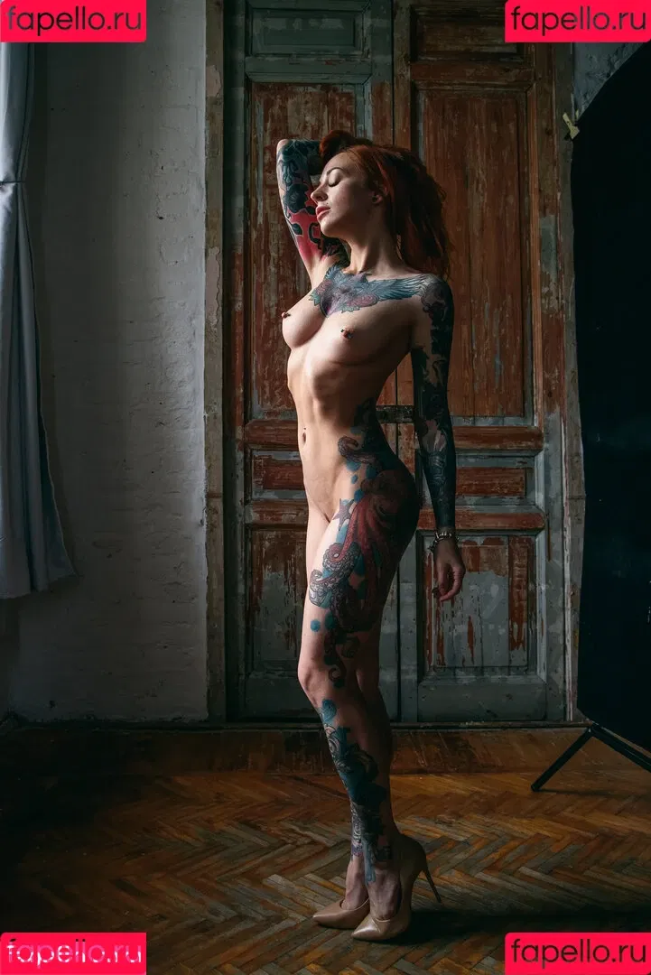 Janesinner / Yanasinner Onlyfans Photo Gallery 