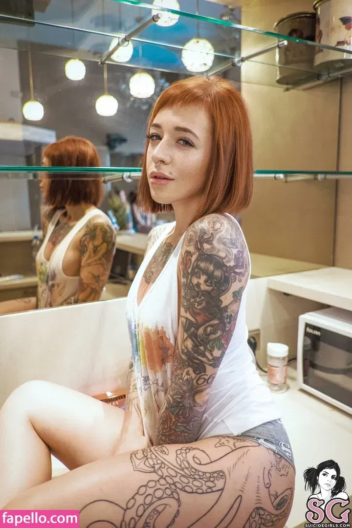 Janesinner / Yanasinner Onlyfans Photo Gallery 