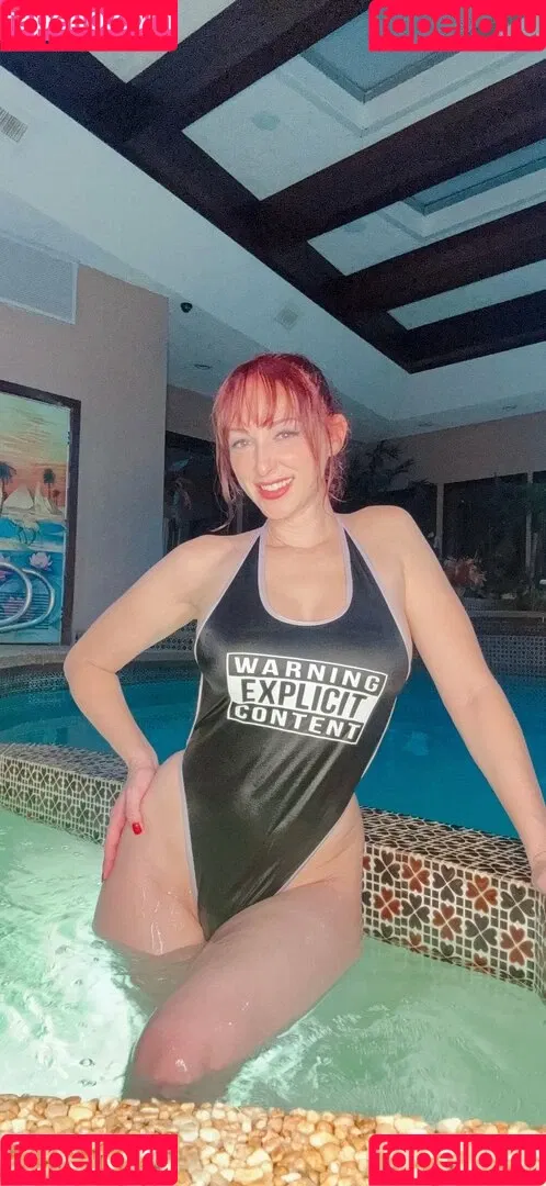 Carlotta Champagne / carlottachampagne / thecarlotta Onlyfans Photo Gallery 