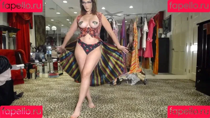 Carlotta Champagne / carlottachampagne / thecarlotta Onlyfans Photo Gallery 