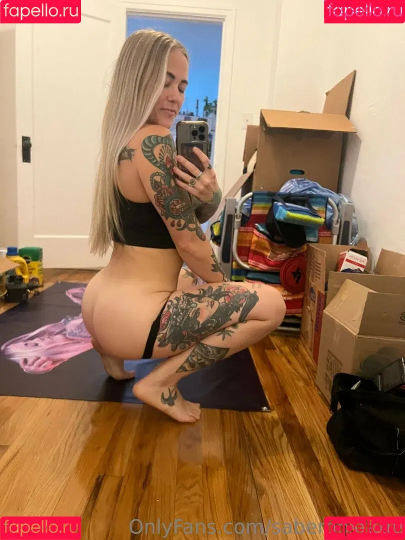 saberonstage / sabertoothicktiger Onlyfans Photo Gallery 