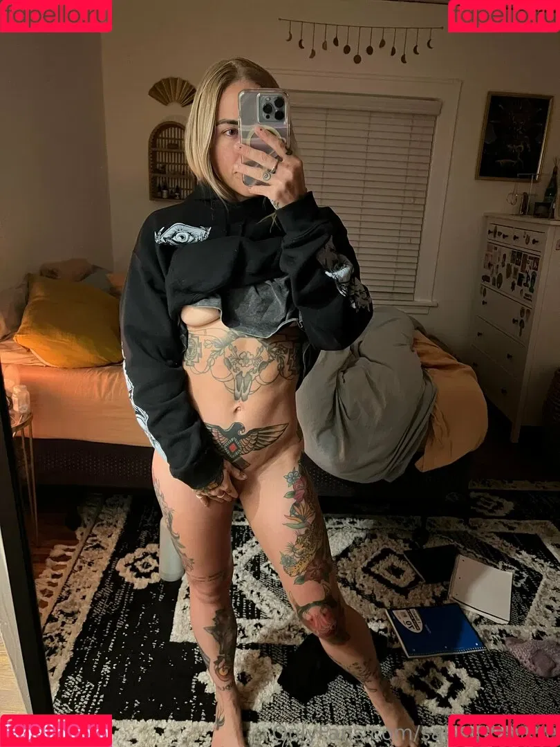 saberonstage / sabertoothicktiger Onlyfans Photo Gallery 