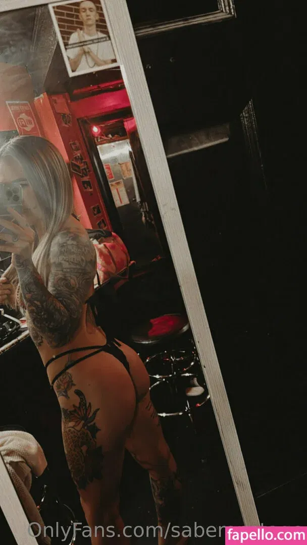 saberonstage / sabertoothicktiger Onlyfans Photo Gallery 