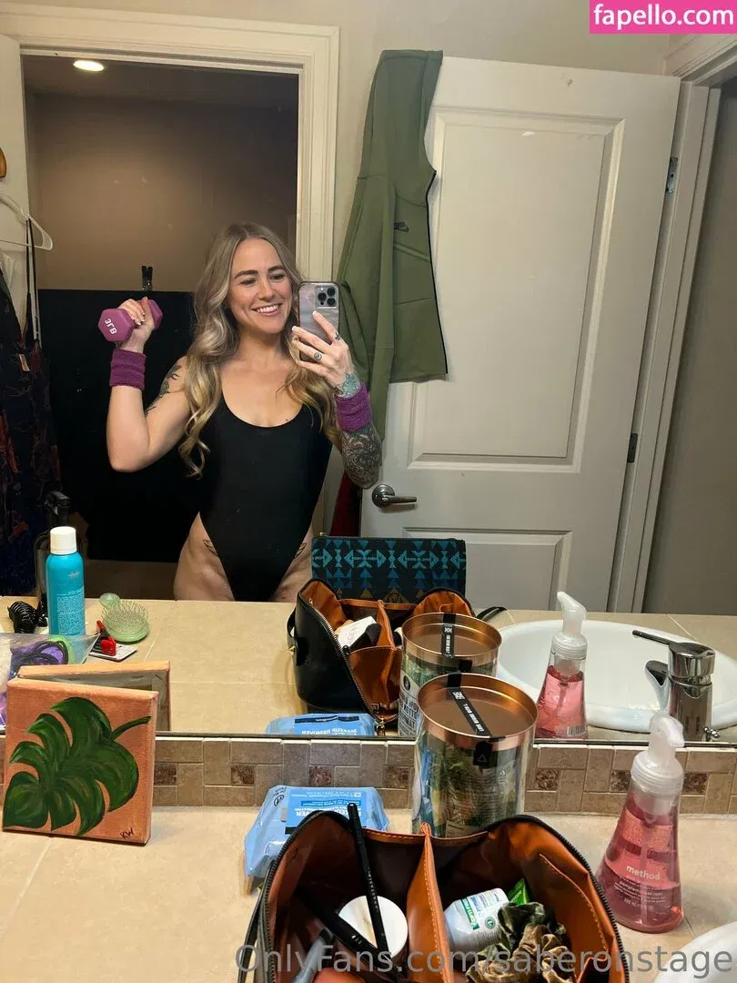 saberonstage / sabertoothicktiger Onlyfans Photo Gallery 