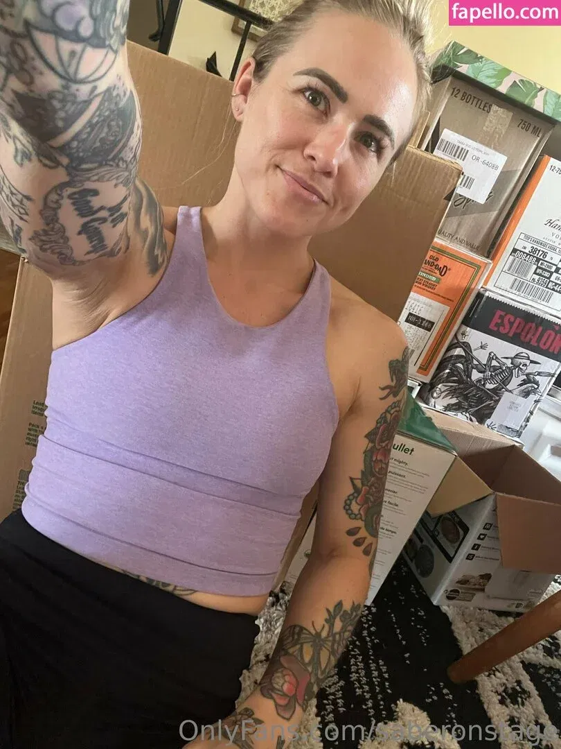 saberonstage / sabertoothicktiger Onlyfans Photo Gallery 