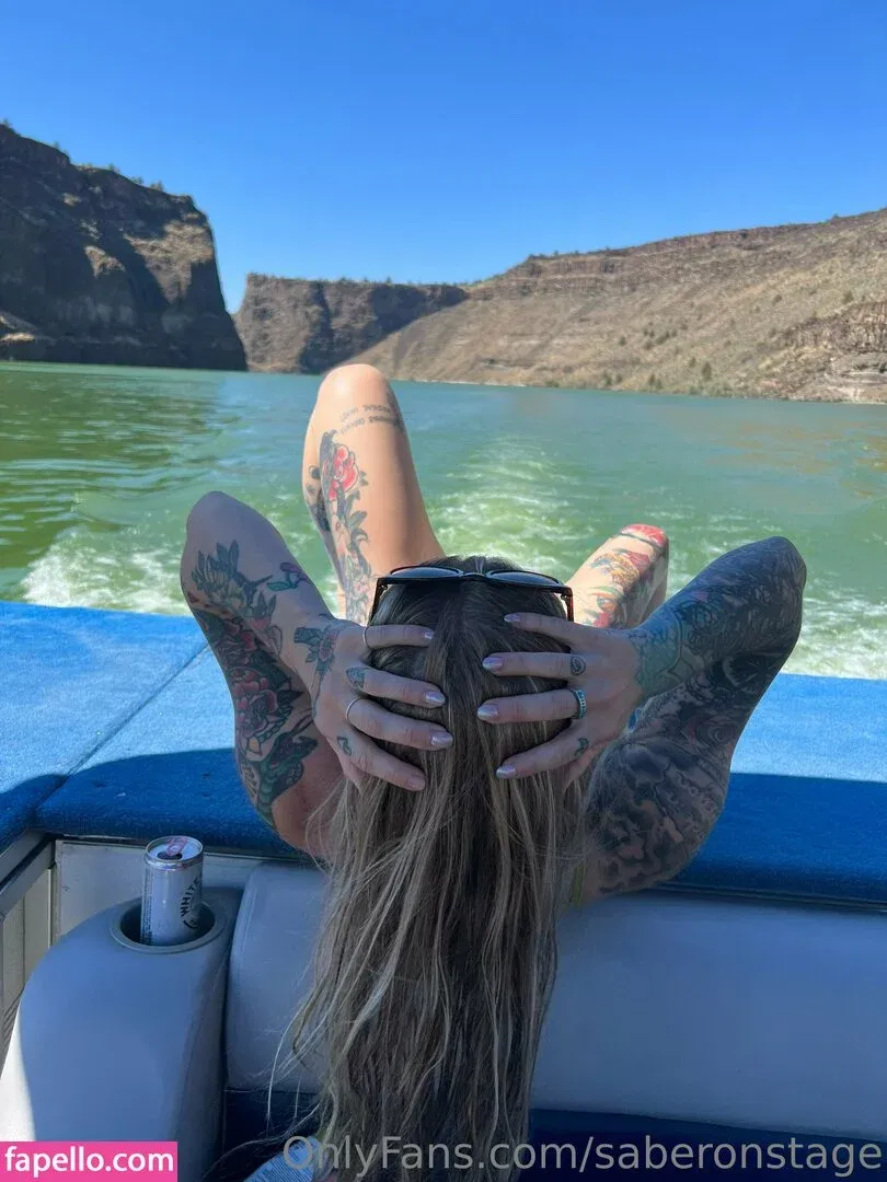 saberonstage / sabertoothicktiger Onlyfans Photo Gallery 