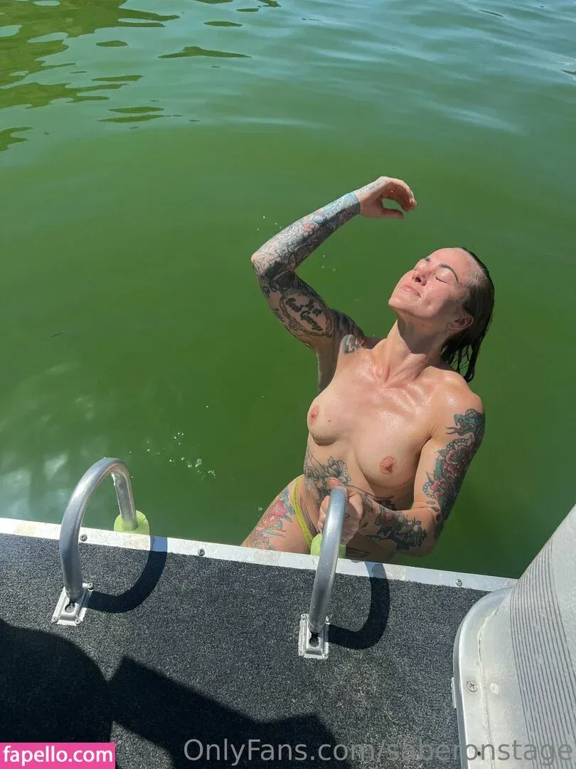 saberonstage / sabertoothicktiger Onlyfans Photo Gallery 