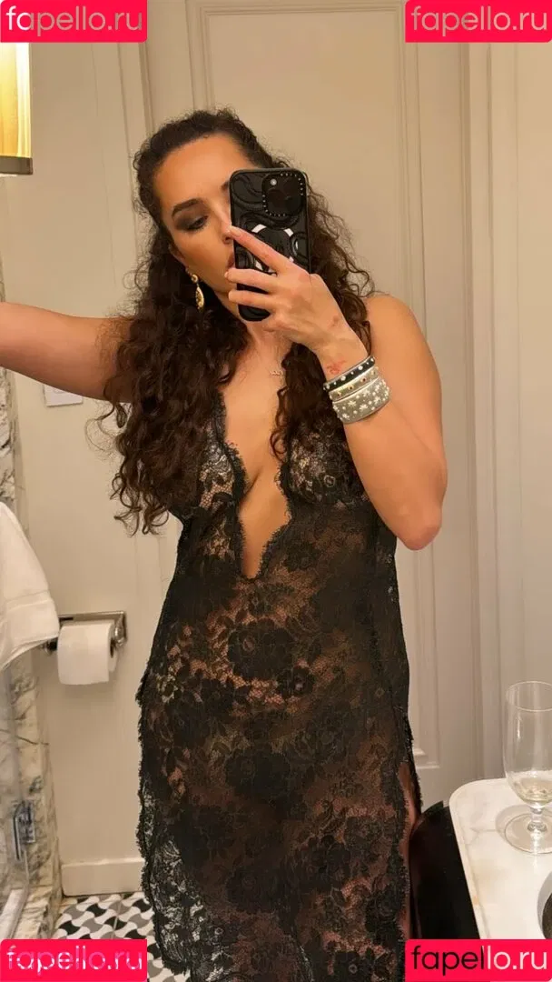 Elena Ora / elenaora Onlyfans Photo Gallery 