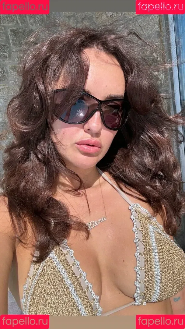 Elena Ora / elenaora Onlyfans Photo Gallery 