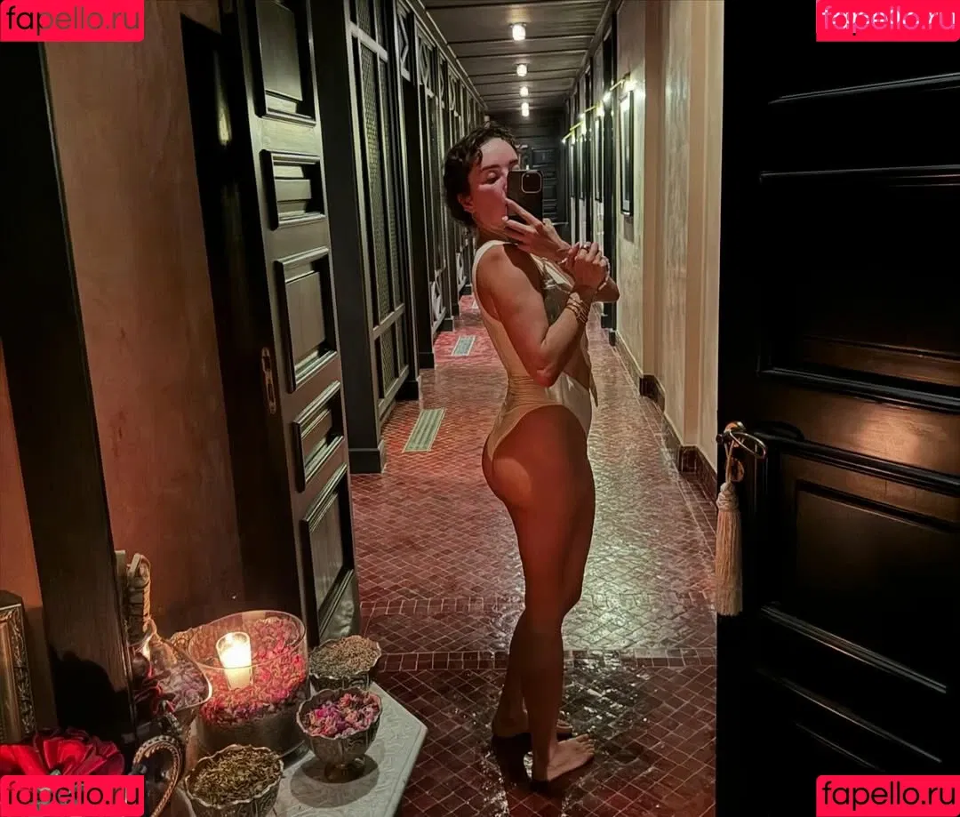Elena Ora / elenaora Onlyfans Photo Gallery 