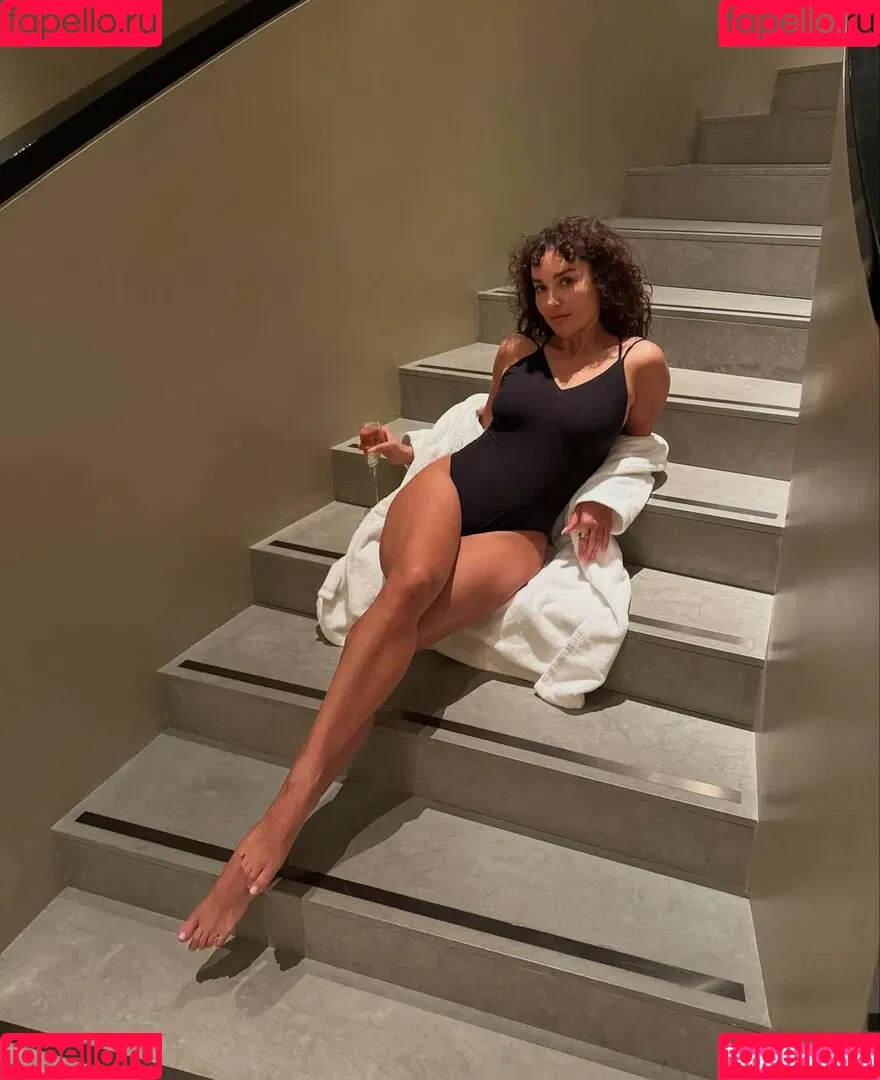 Elena Ora / elenaora Onlyfans Photo Gallery 