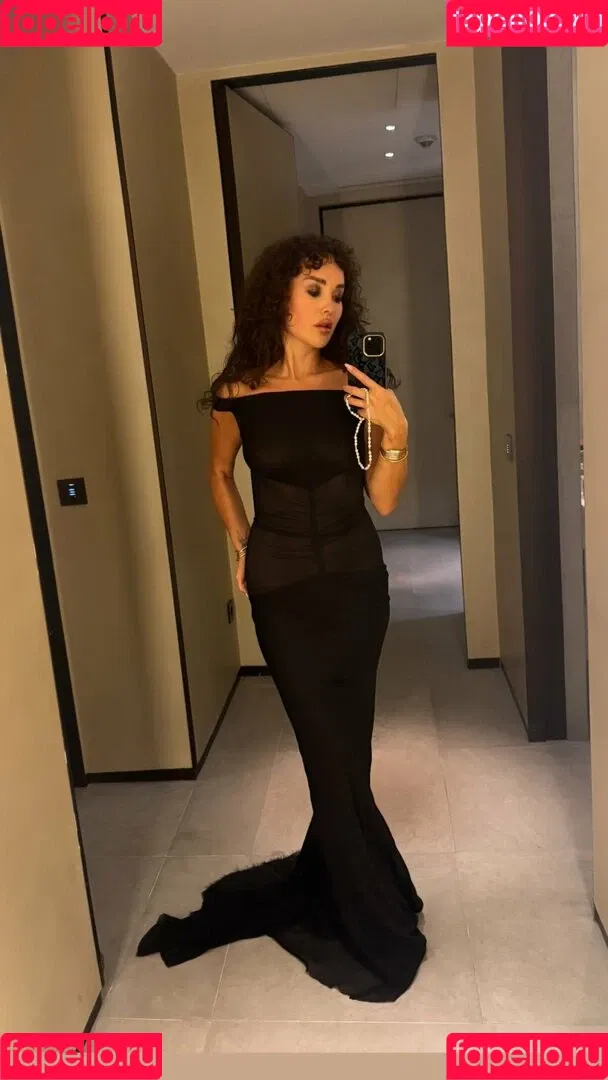 Elena Ora / elenaora Onlyfans Photo Gallery 
