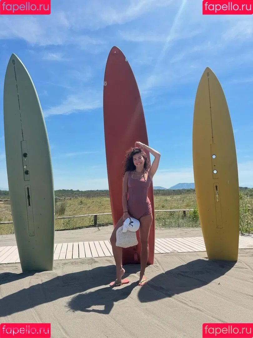 Elena Ora / elenaora Onlyfans Photo Gallery 