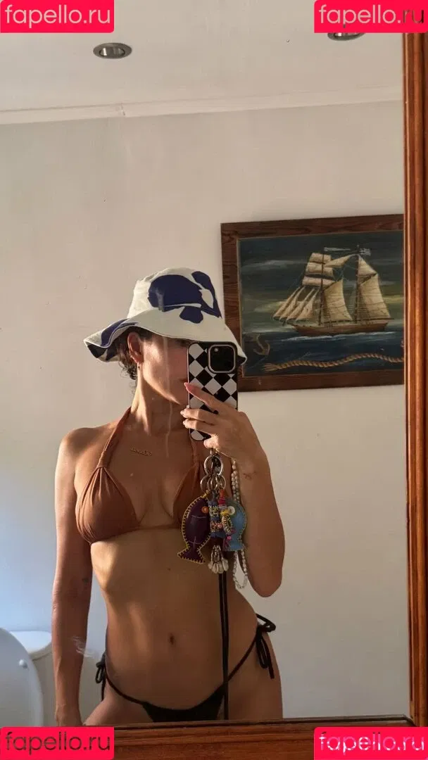 Elena Ora / elenaora Onlyfans Photo Gallery 