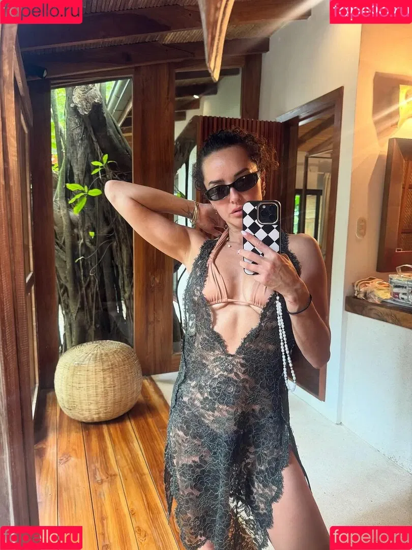 Elena Ora / elenaora Onlyfans Photo Gallery 