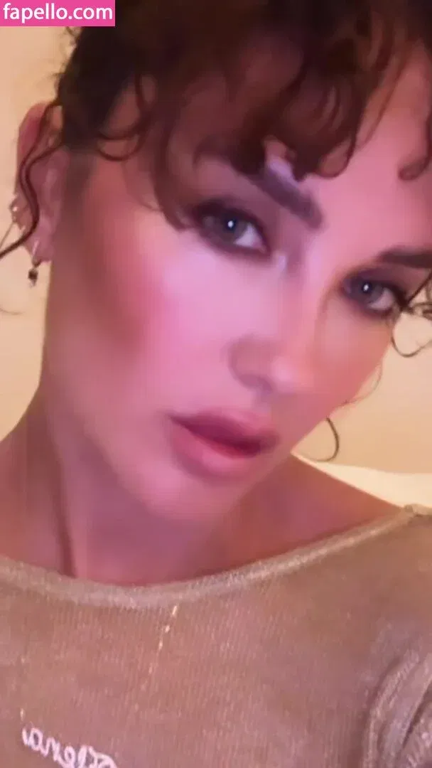 Elena Ora / elenaora Onlyfans Photo Gallery 