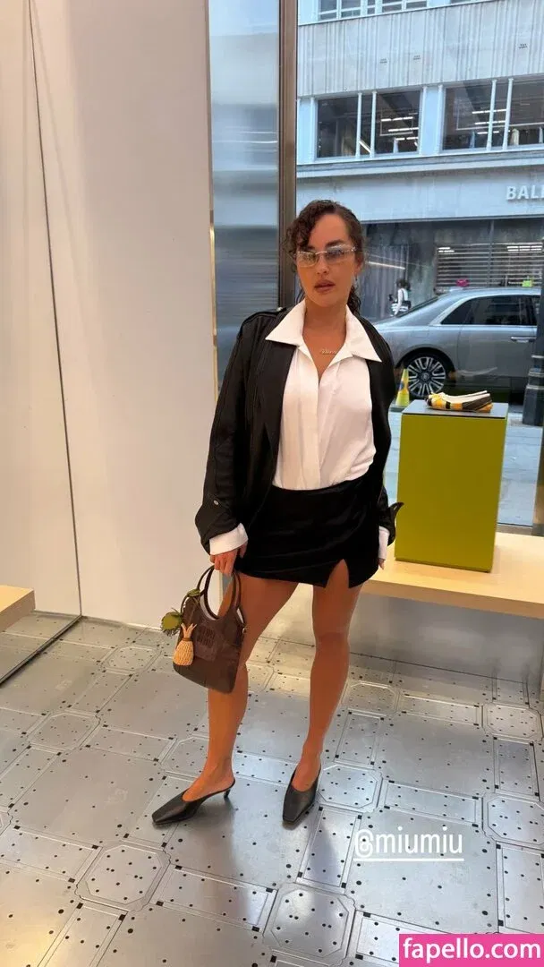 Elena Ora / elenaora Onlyfans Photo Gallery 