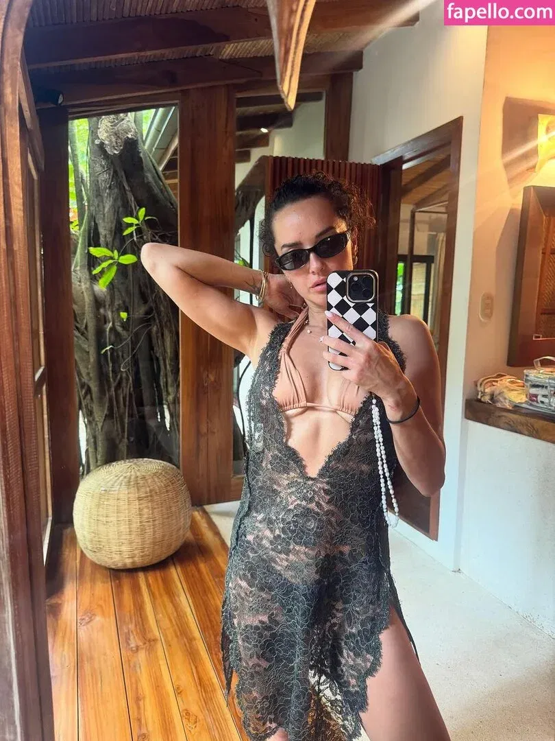 Elena Ora / elenaora Onlyfans Photo Gallery 