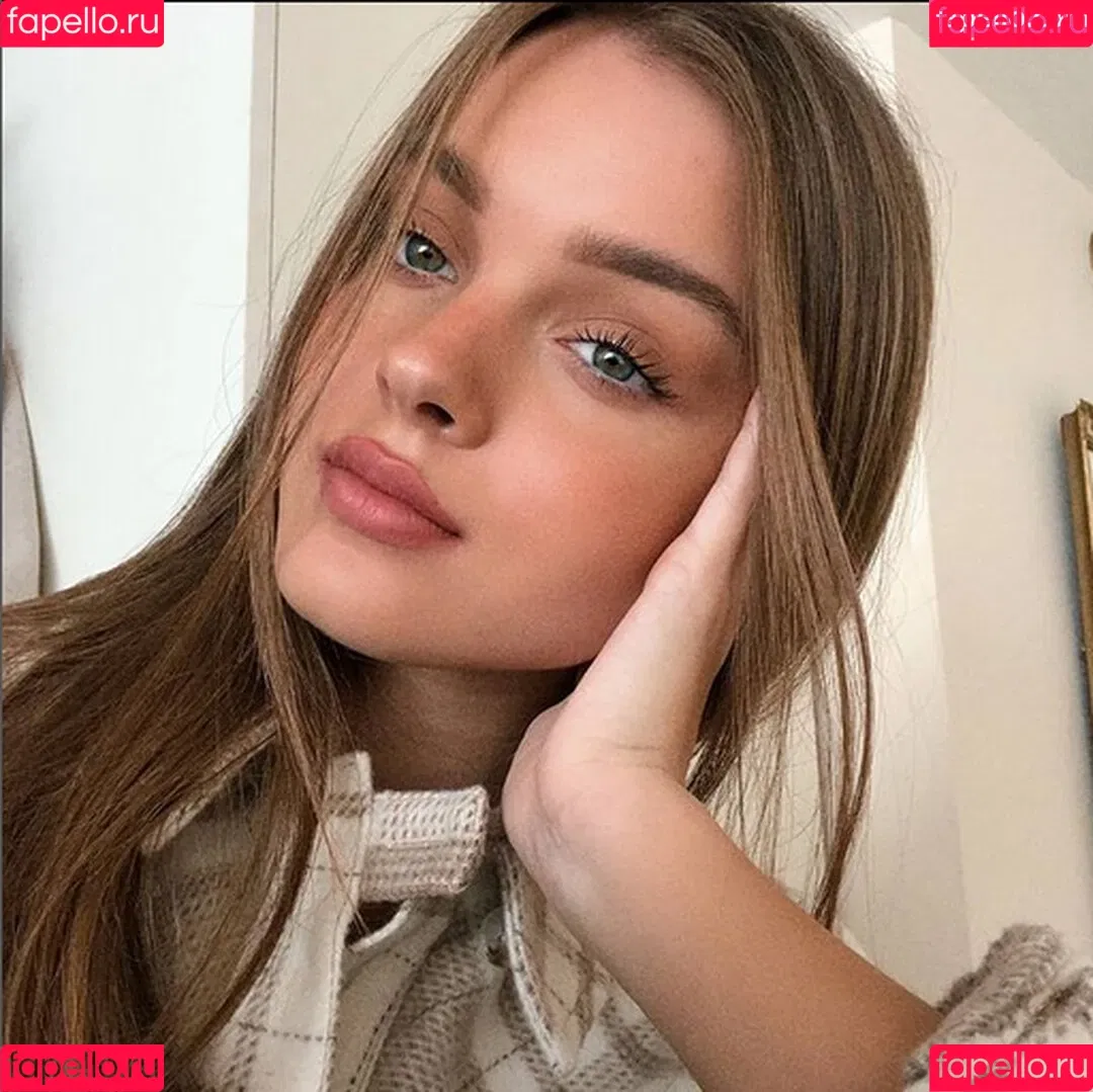 Anna Zak / annazak12 Onlyfans Photo Gallery 