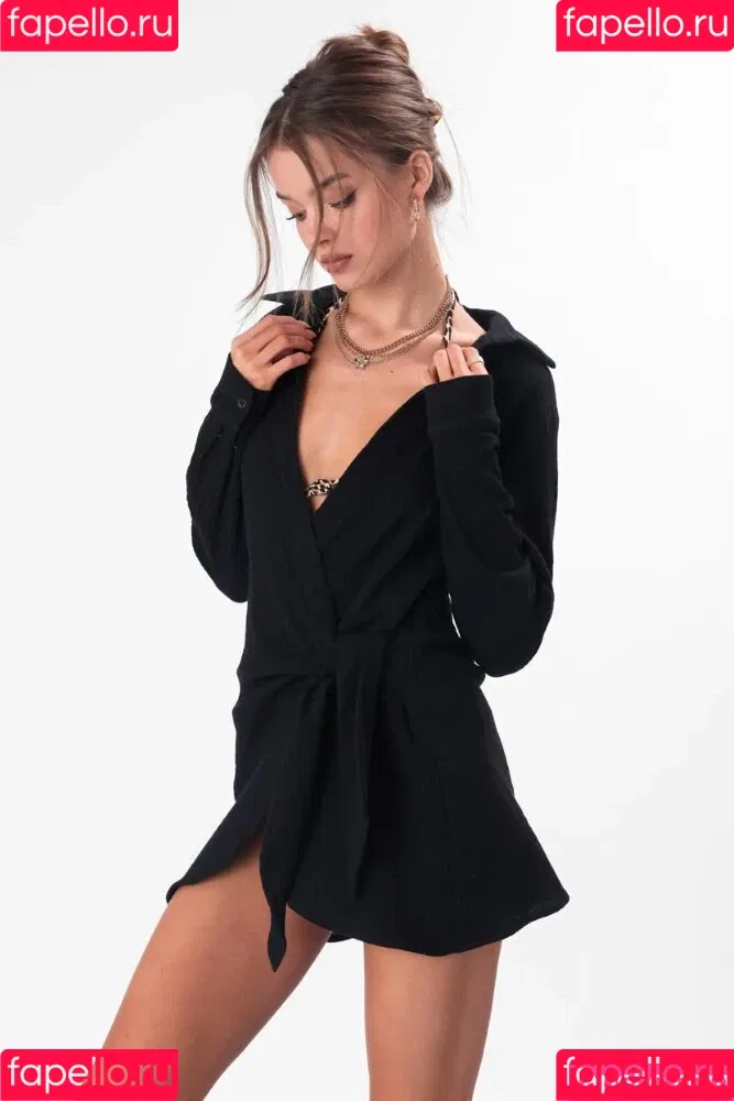 Anna Zak / annazak12 Onlyfans Photo Gallery 