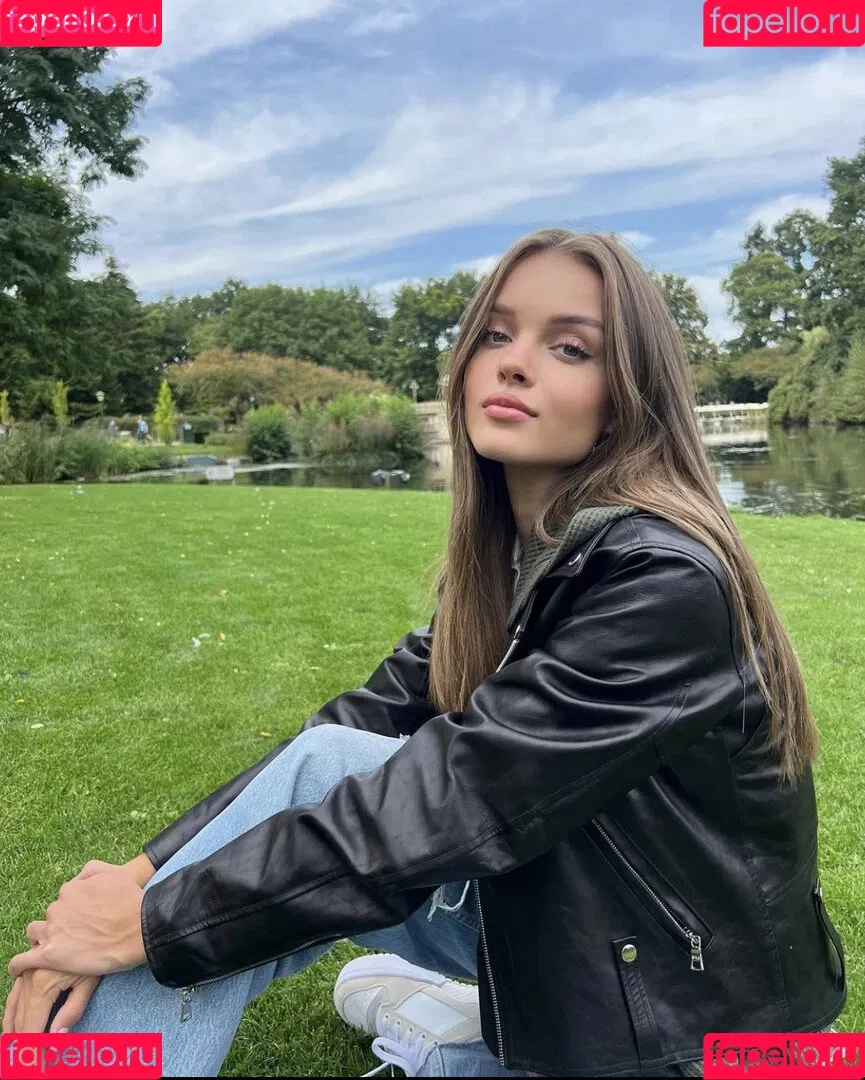 Anna Zak / annazak12 Onlyfans Photo Gallery 