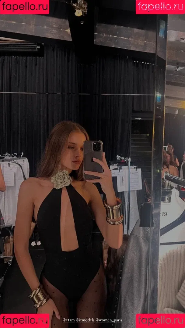Anna Zak / annazak12 Onlyfans Photo Gallery 