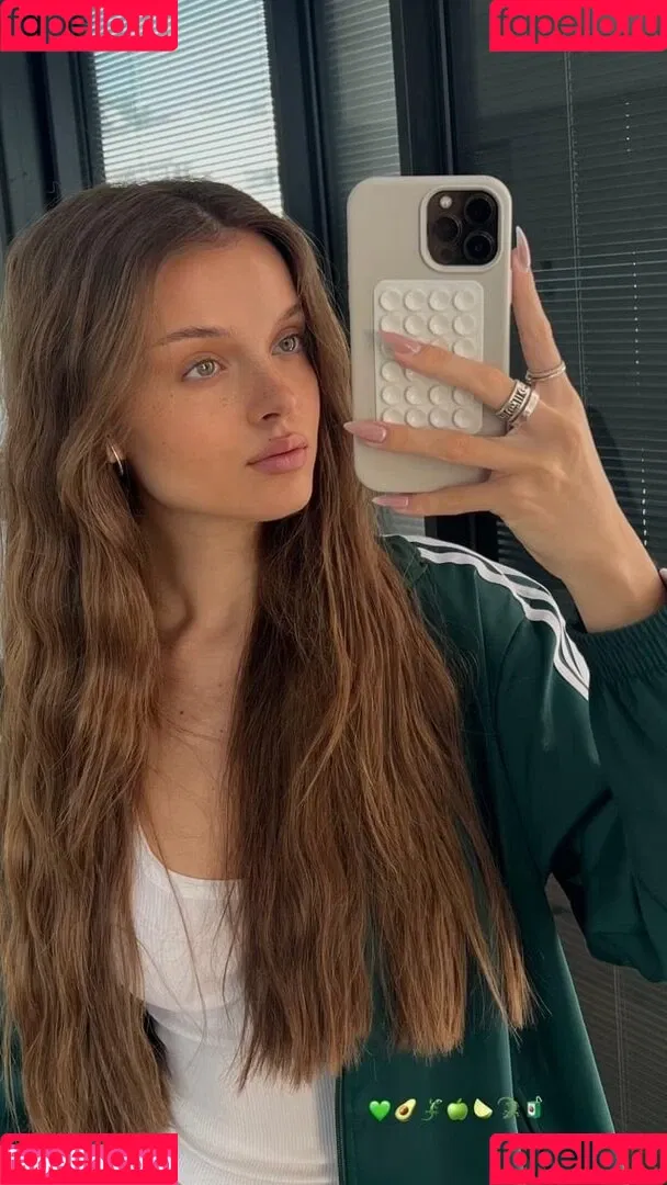Anna Zak / annazak12 Onlyfans Photo Gallery 