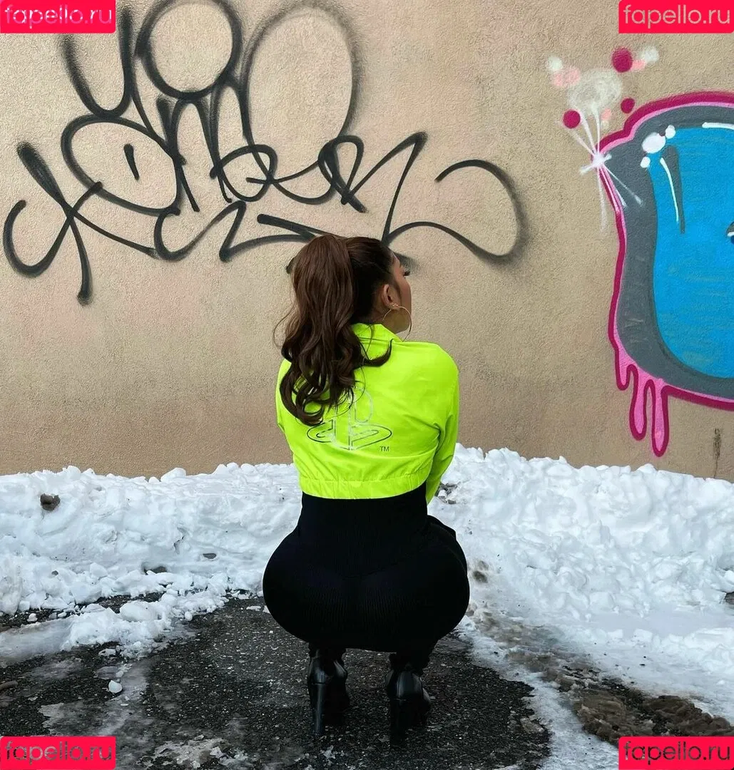 Kimberly Nguyen / amasiankim / kimmyyyn Onlyfans Photo Gallery 