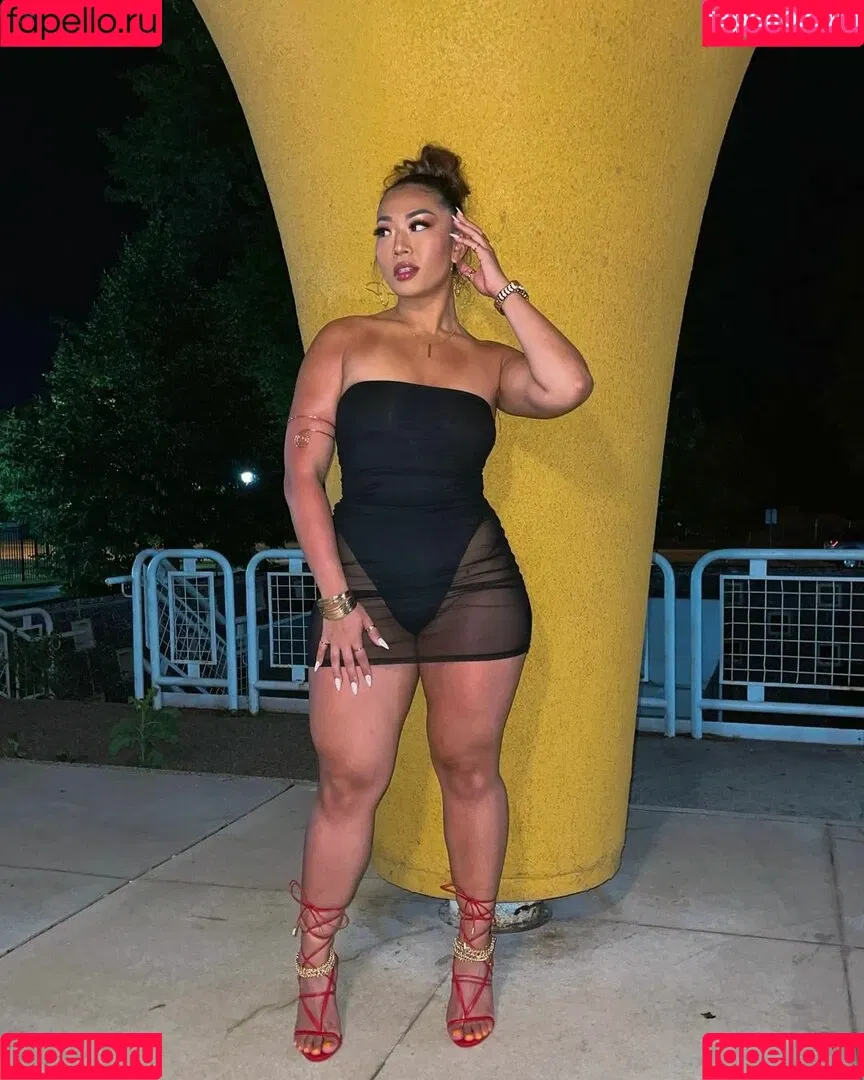 Kimberly Nguyen / amasiankim / kimmyyyn Onlyfans Photo Gallery 